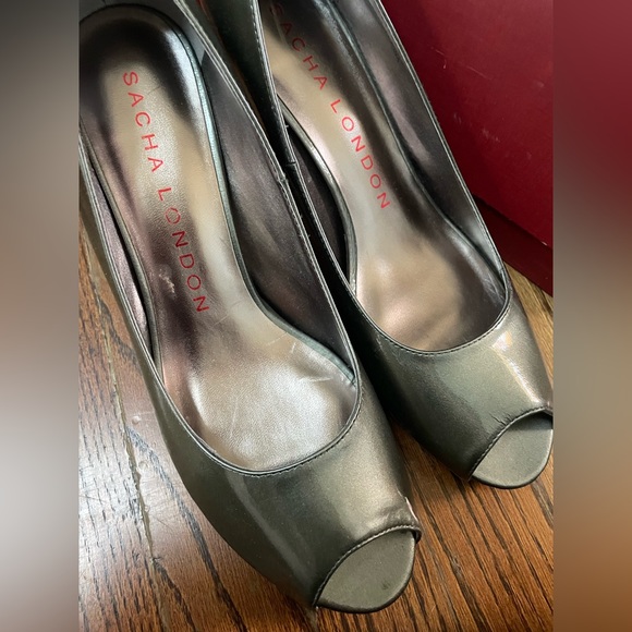 Sacha London gorgeous silver heels - Picture 2 of 5